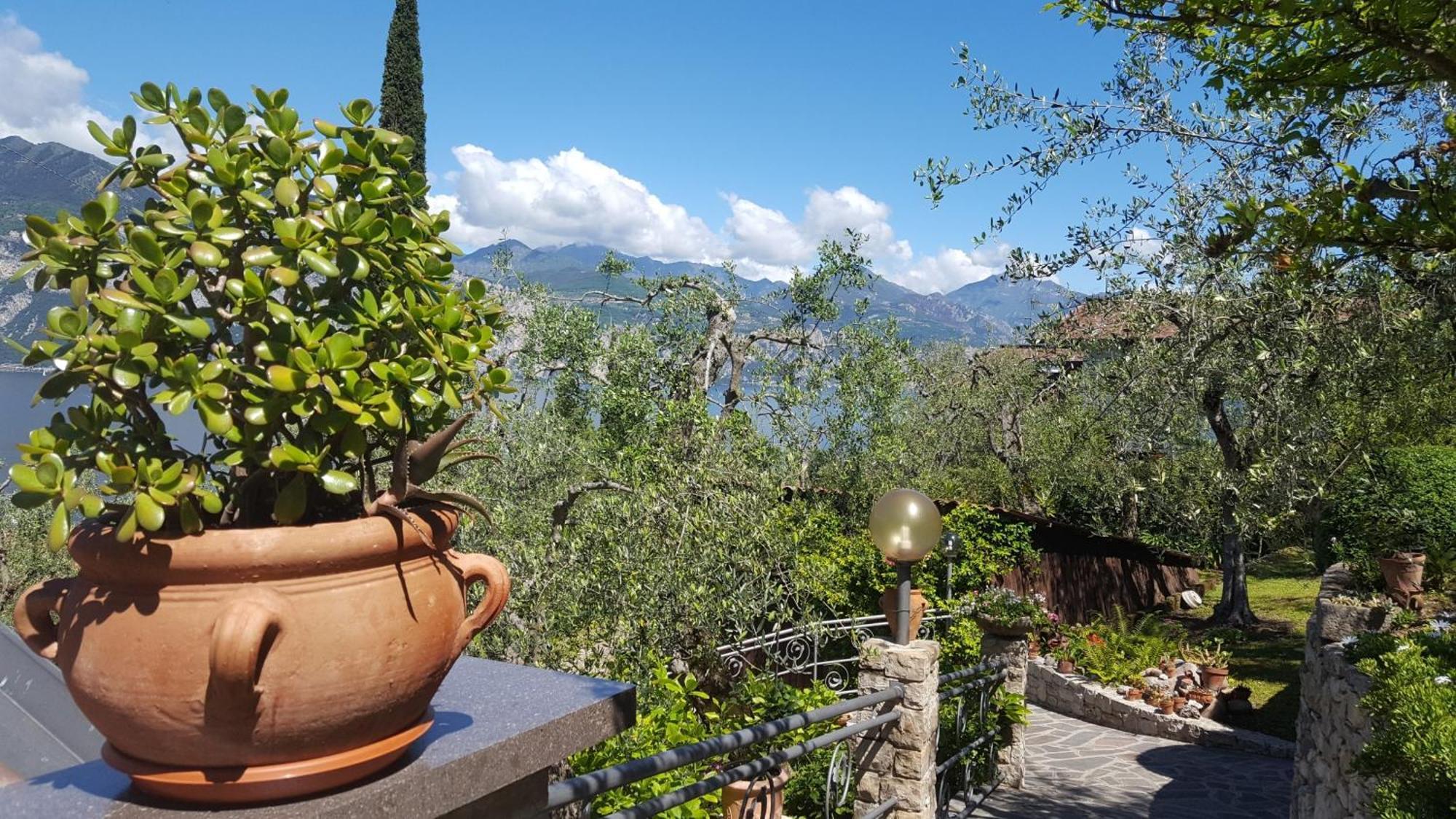 Apartmán Casa Valenti Brenzone sul Garda Exteriér fotografie